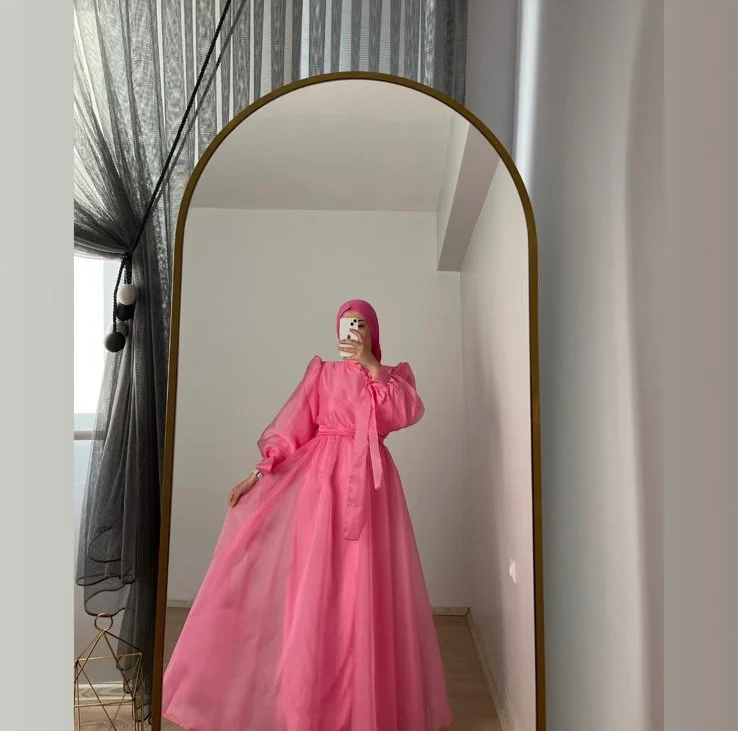 Pembe abiye